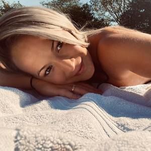 Meet your Posher, Georgia